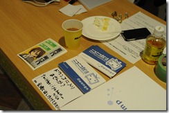 受付でドワンゴステッカーも