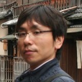 井上 章（チャック）